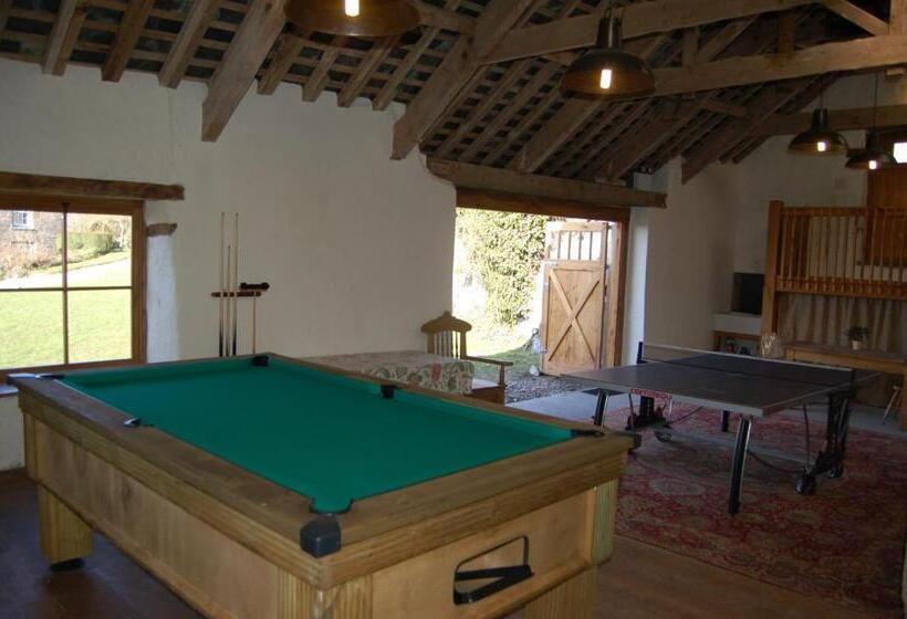 민박 Nantgwynfaen Organic Farm Wales