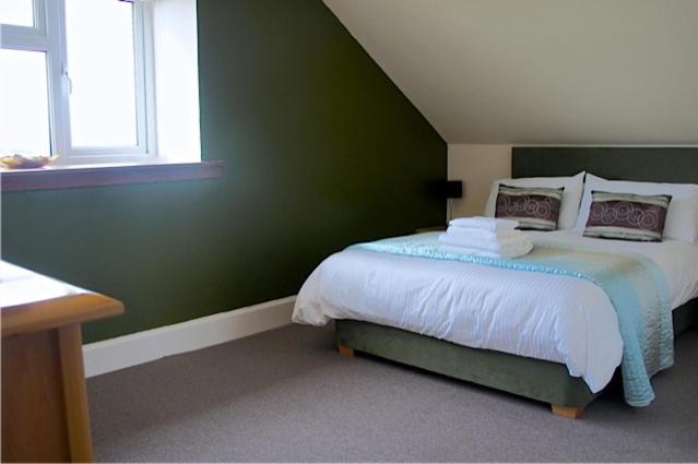 צימר No.2 Troon Road