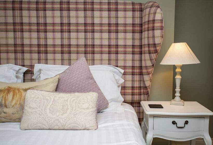 Bed and Breakfast The Percy Arms