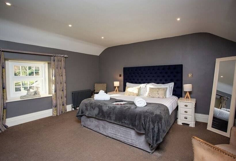 مبيت وإفطار The Percy Arms