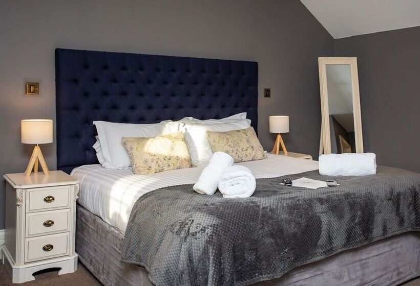 Bed and Breakfast The Percy Arms