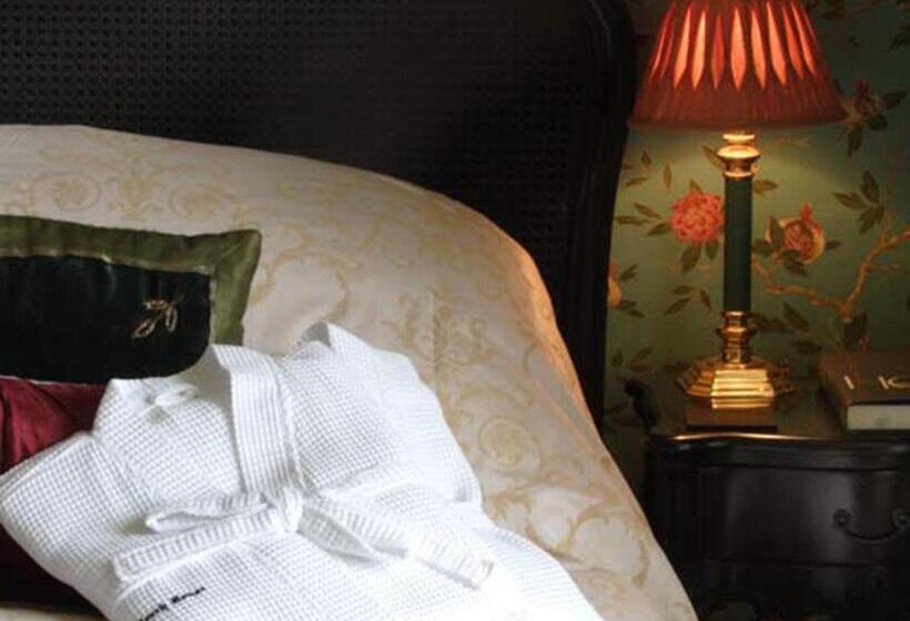 Bed and Breakfast Porch House