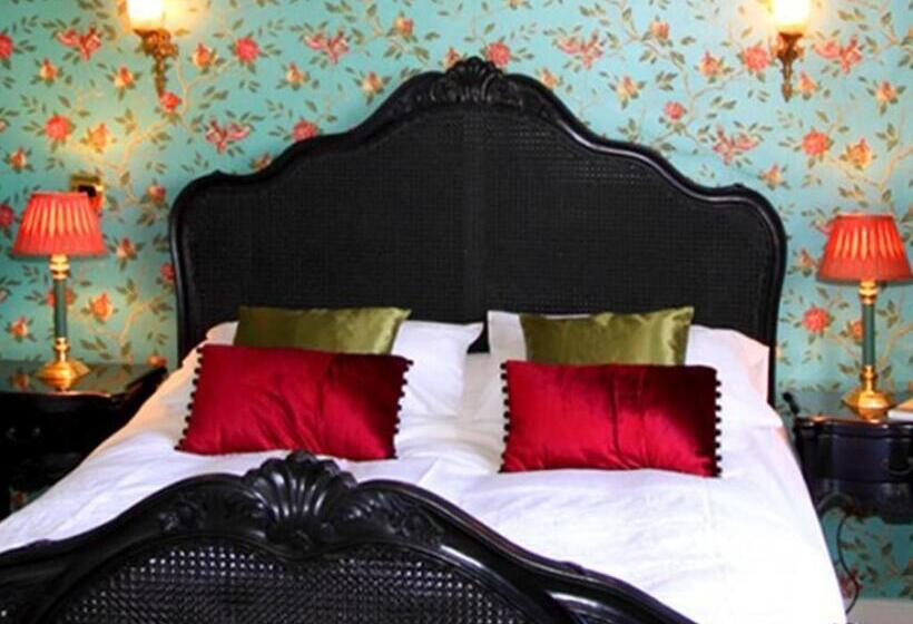 Bed and Breakfast Porch House