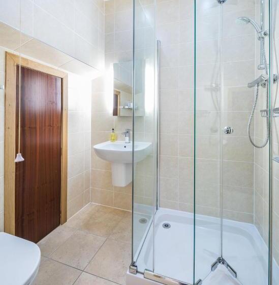 مبيت وإفطار Rosehill Guest House