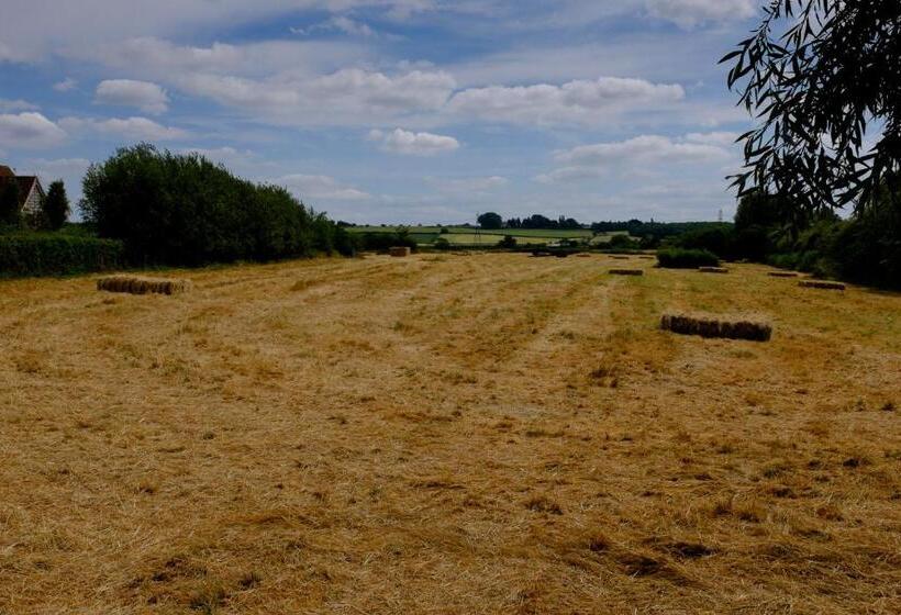 住宿加早餐  Sabine Barn