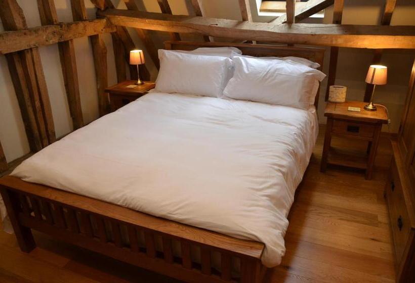 مبيت وإفطار Sabine Barn