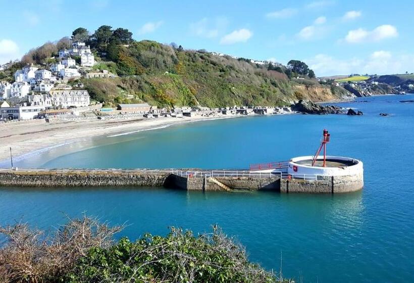 민박 Schooner Point Guest House