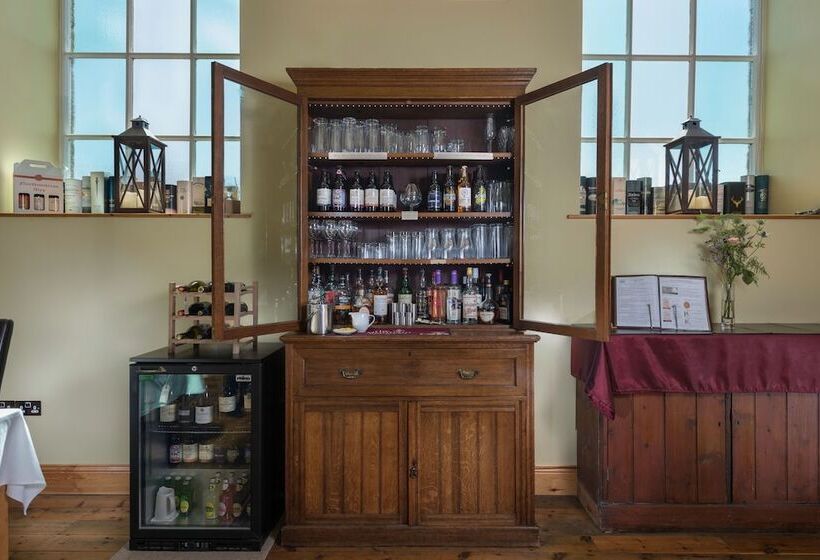 تختخواب و صبحانه St Cuthbert S House