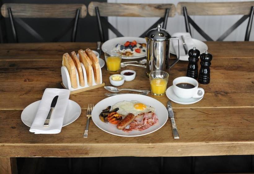 Swain House Boutique B&b