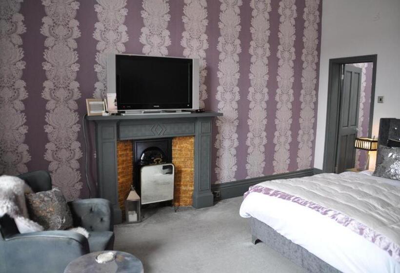 مبيت وإفطار The Bank Guest House