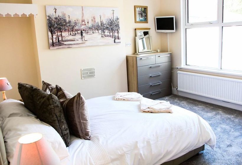 تختخواب و صبحانه The Bay