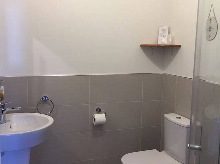 민박 The Beehive Guest House