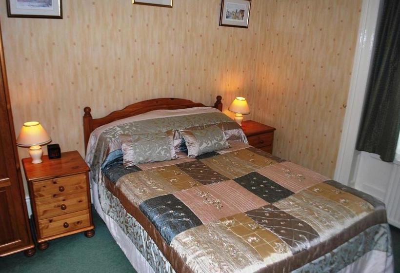 민박 Carlton Lodge