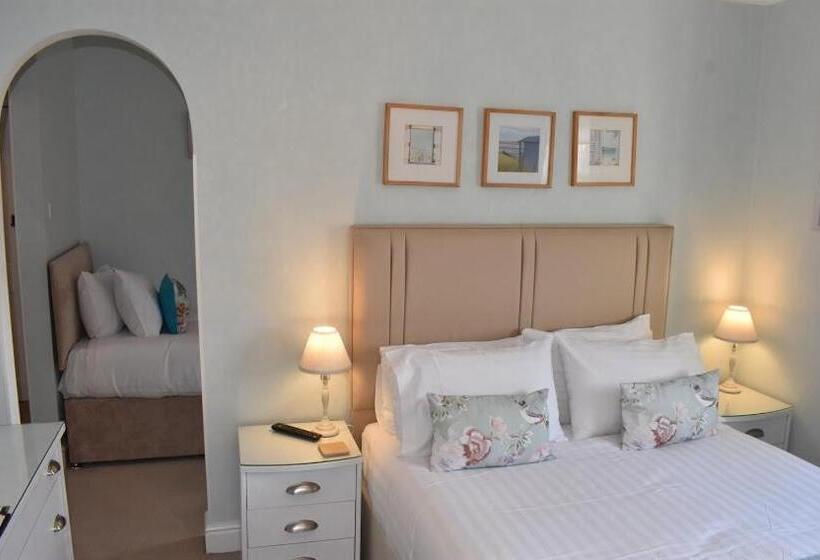 مبيت وإفطار The Castleton