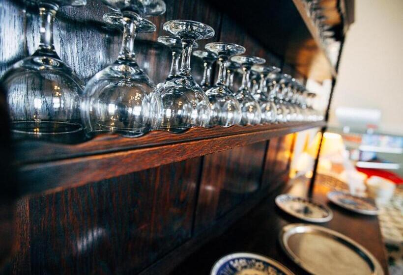 צימר The Cliff Hall