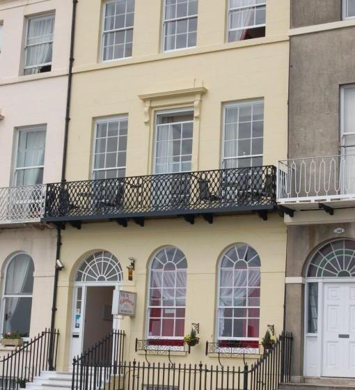 تختخواب و صبحانه The Edenhurst Guesthouse