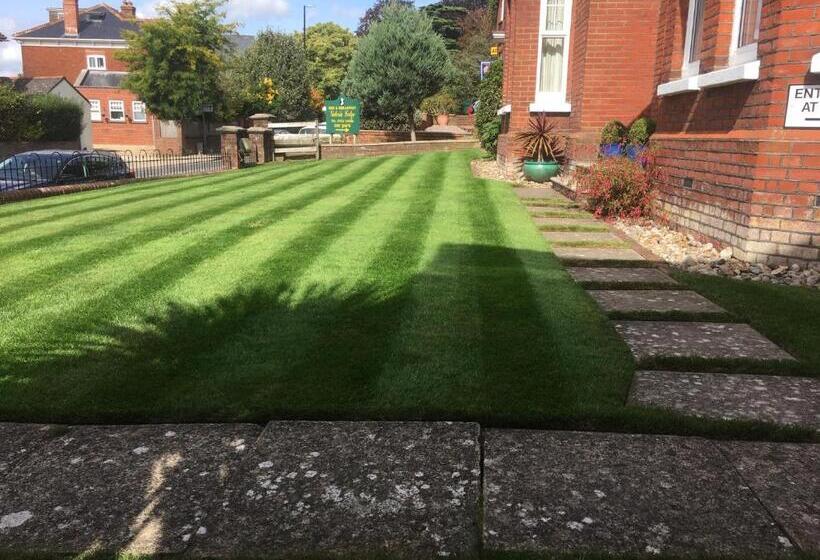 Bed and Breakfast The Edwardian Lodge Guest House