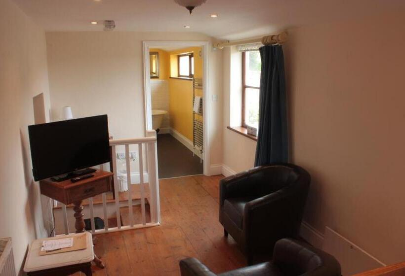 Bed and Breakfast The Farmers Arms