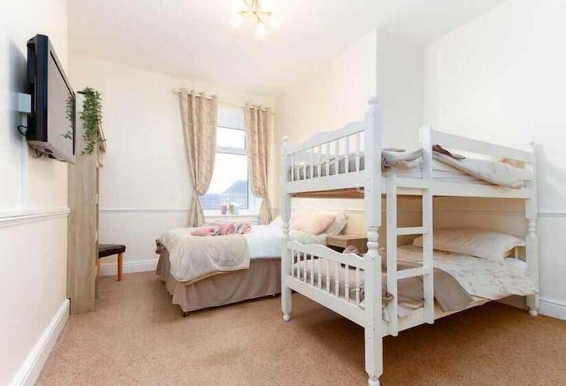 住宿加早餐  The Hollingworth