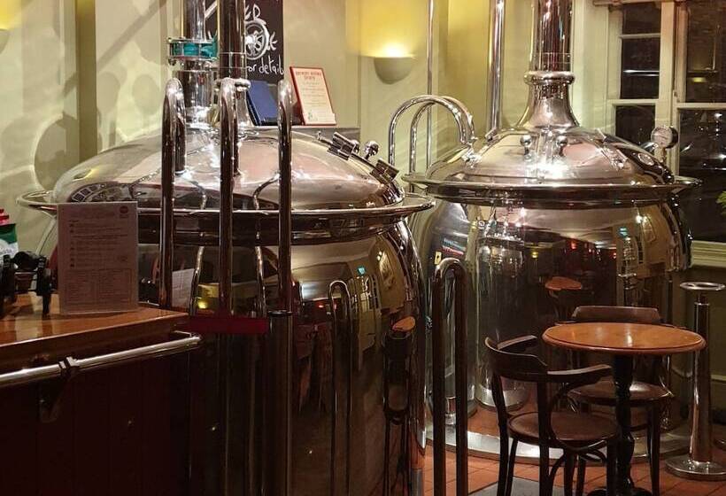 مبيت وإفطار The Old Cannon Brewery