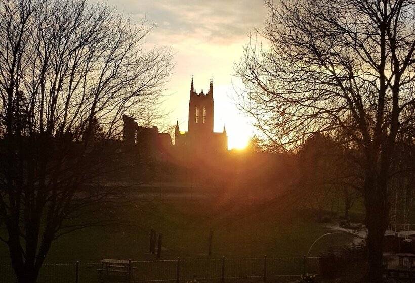 مبيت وإفطار The Old Cannon Brewery