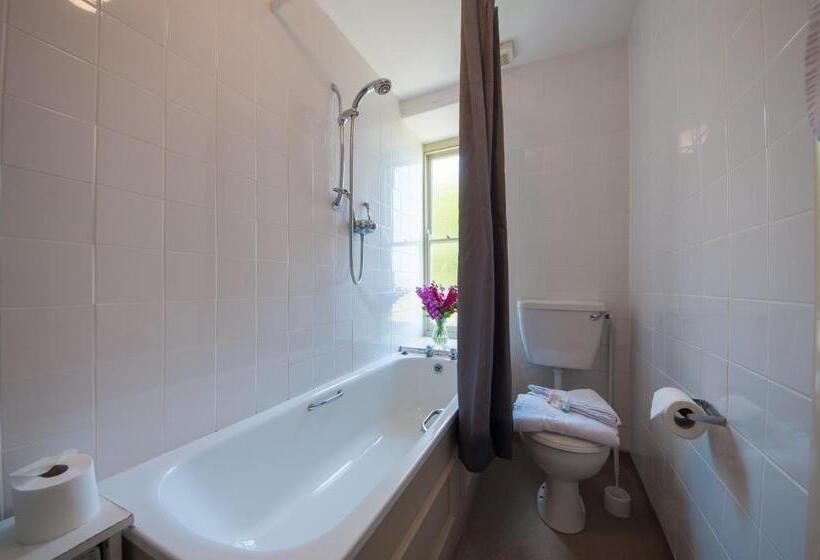 住宿加早餐  The Old Inn