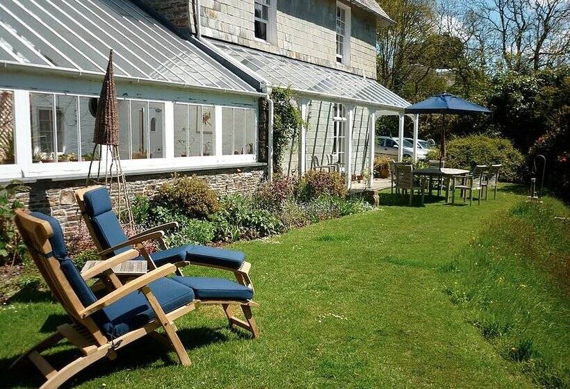 مبيت وإفطار The Old Rectory