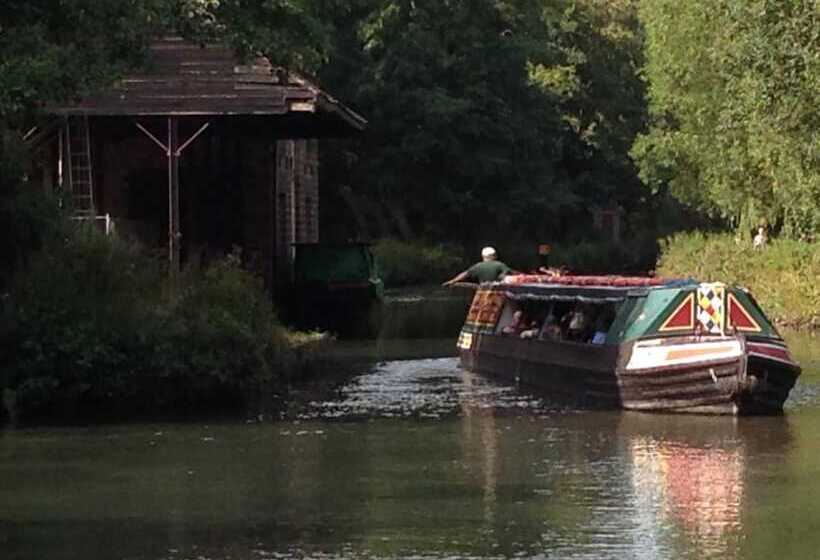 Bed and Breakfast The Old Station House