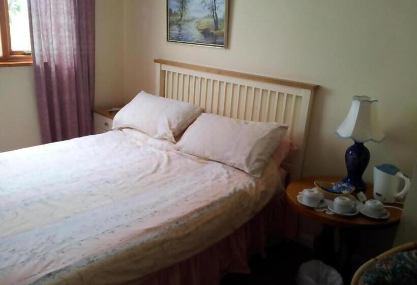 Bed and Breakfast The Poldark Inn