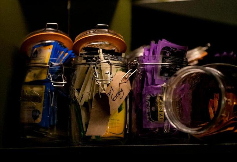 مبيت وإفطار The Stag And Huntsman At Hambleden