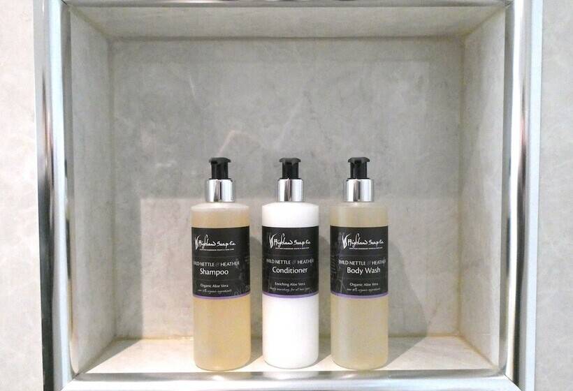 ベッドアンドブレックファースト The Willows   Room Only Accommodation