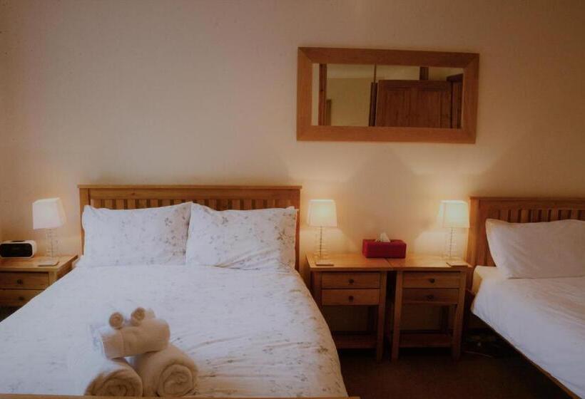 민박 Torcastle House