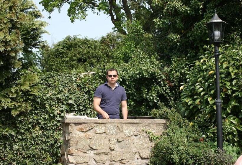 مبيت وإفطار Torlands