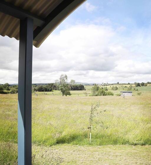 민박 Westfield House Farm