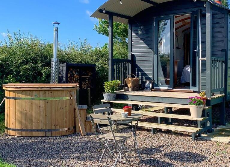 민박 Westfield House Farm