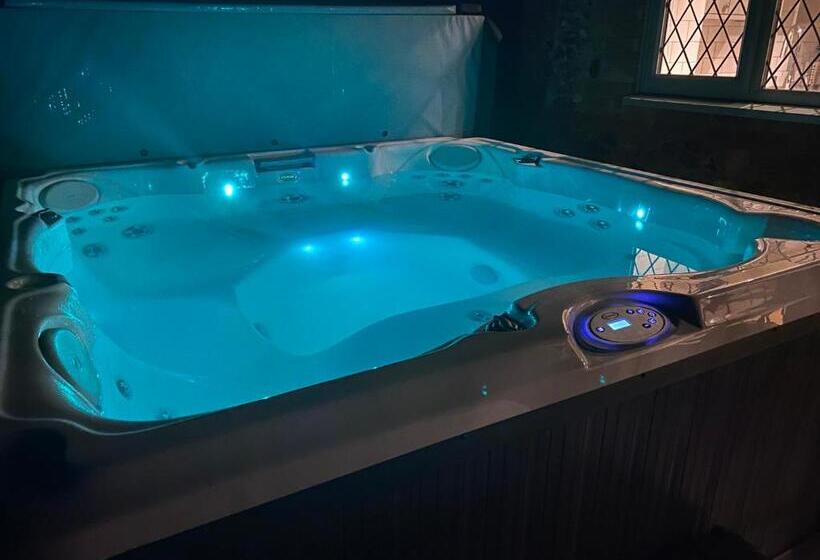 Bridge Hotel Brandon