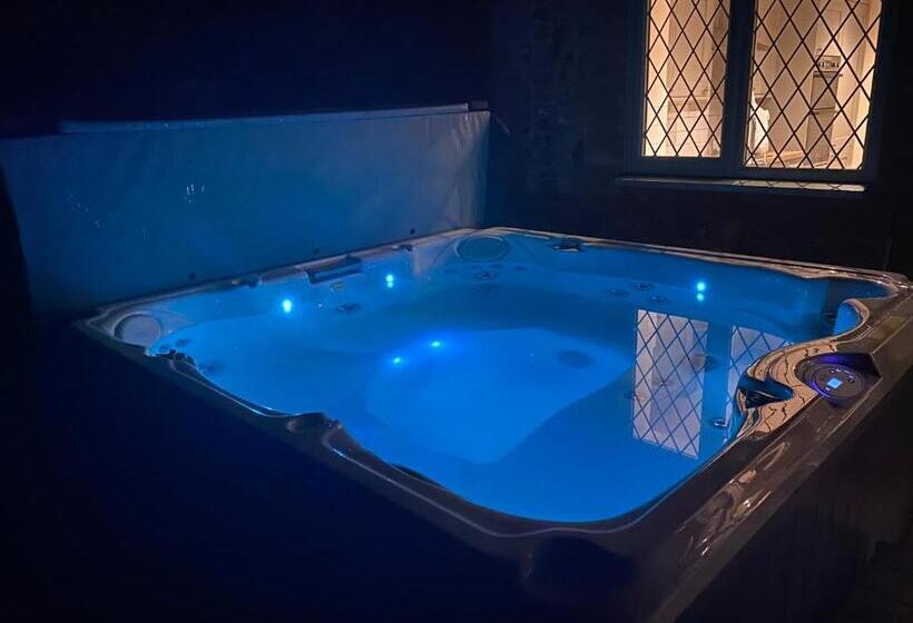 Bridge Hotel Brandon