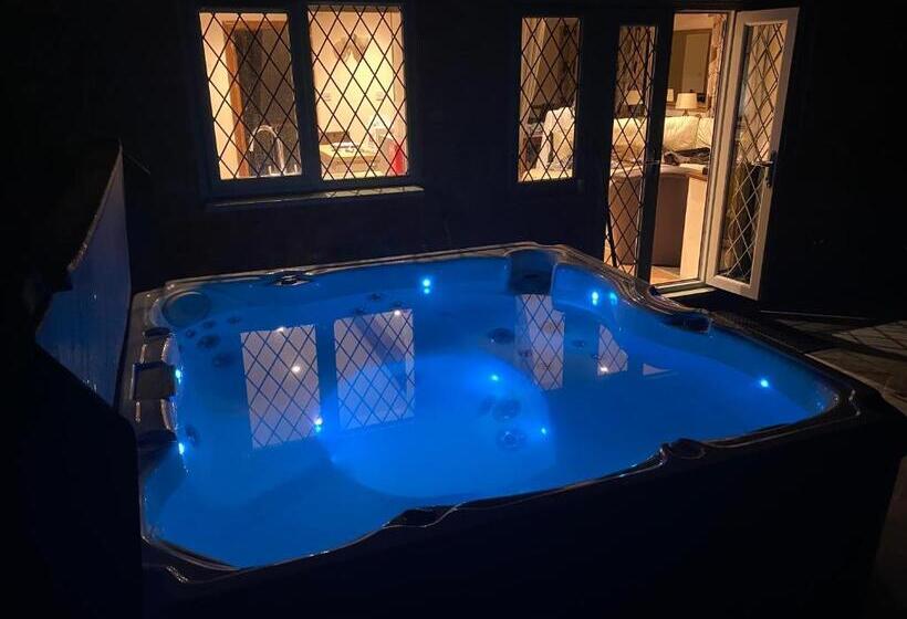 Bridge Hotel Brandon