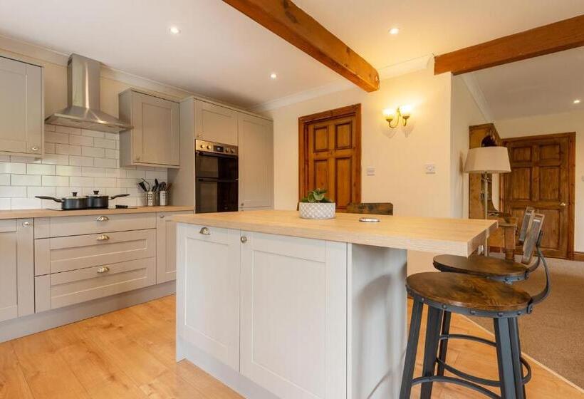 Bridge Hotel Brandon