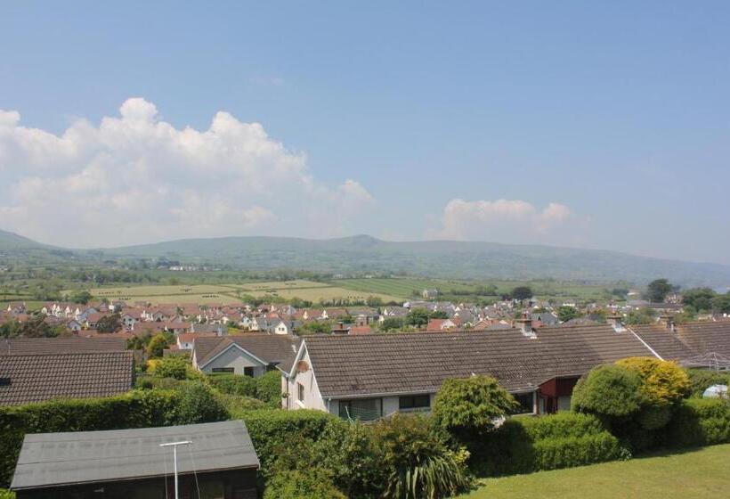 Cairnview Bed And Breakfast