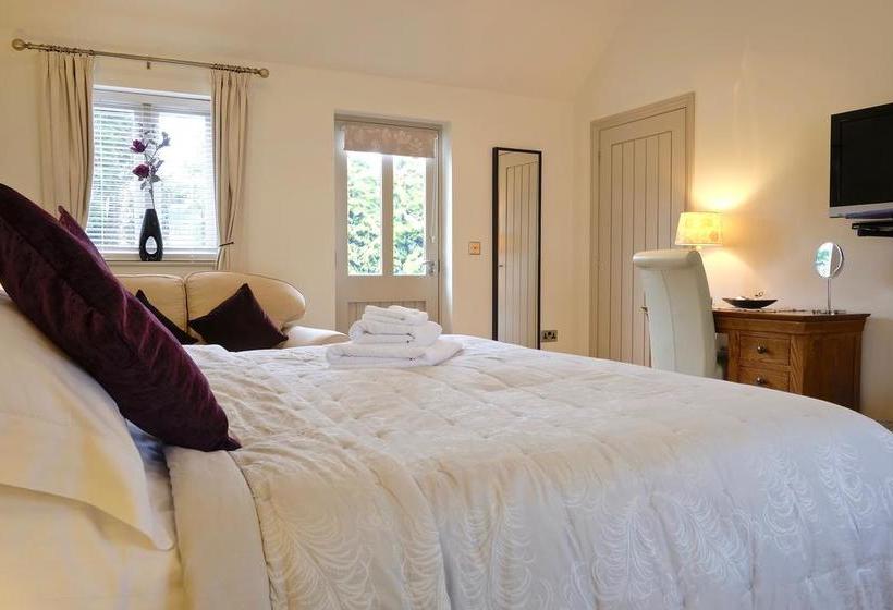 住宿加早餐  Canaston Oaks