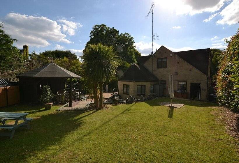 Castle Green Bed And Breakfast