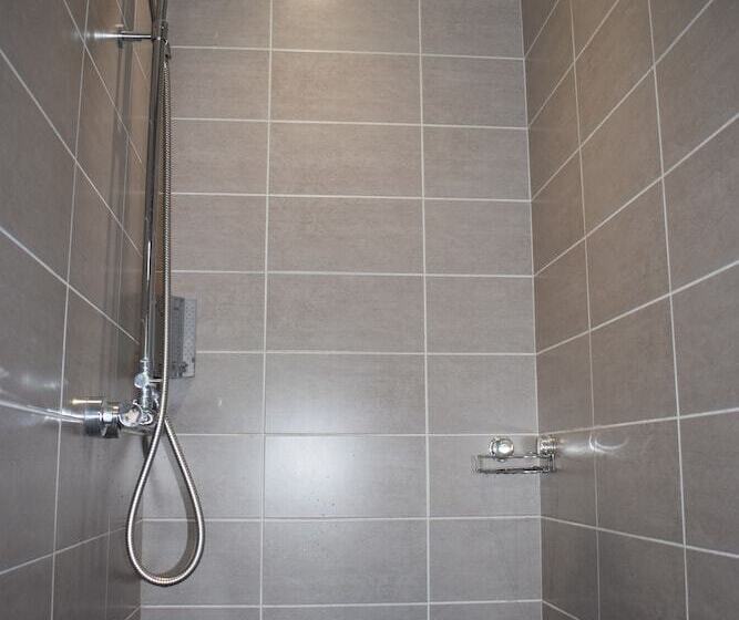 Castle Green Bed And Breakfast