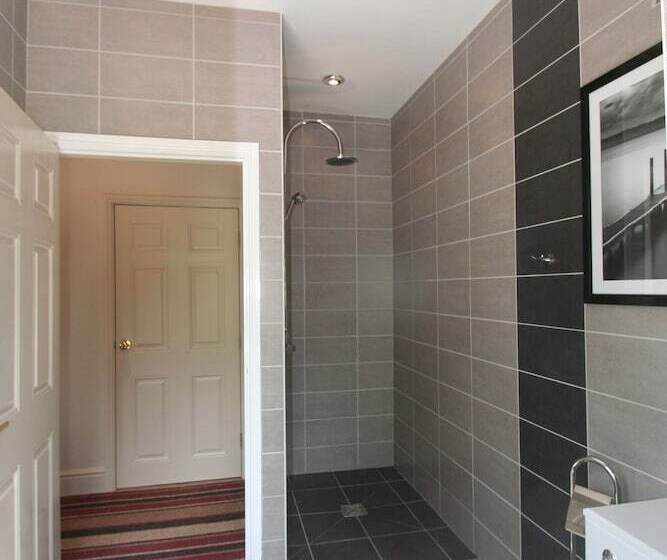 Castle Green Bed And Breakfast