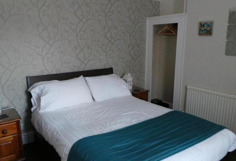 Colbourn Bed And Breakfast