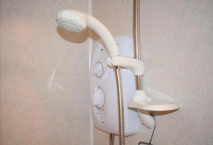 צימר Cragside Guest House