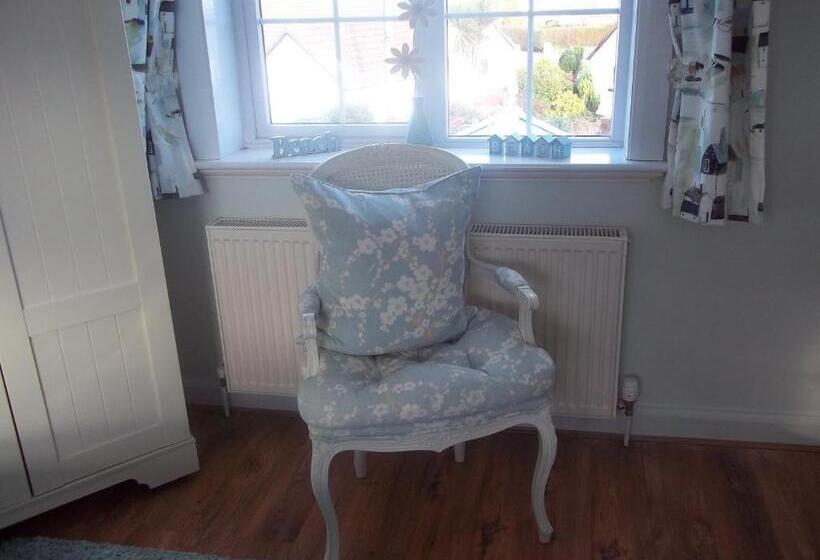 Downsfield Bed And Breakfast