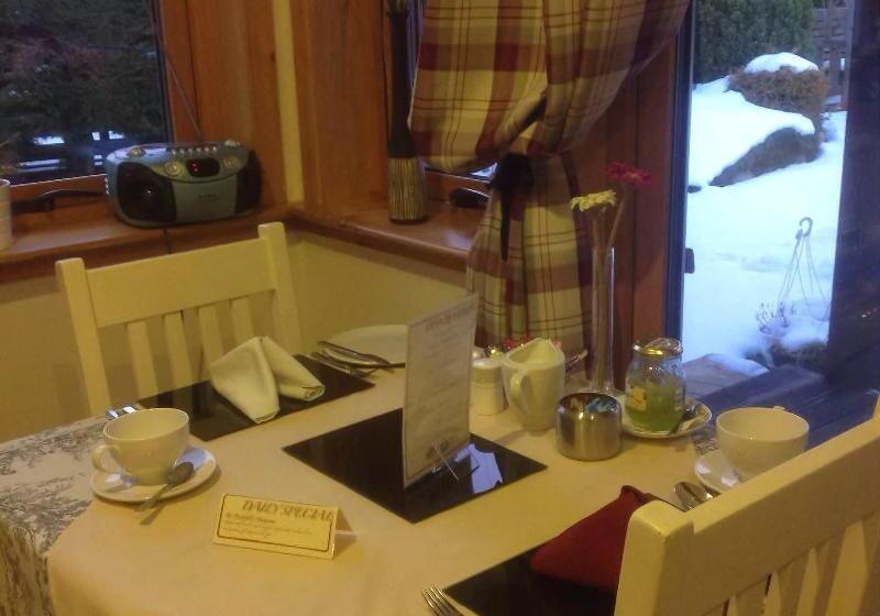 Dunroamin Bed And Breakfast