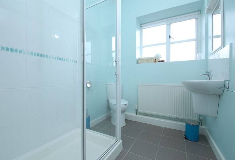 East Trewent Farm B&b