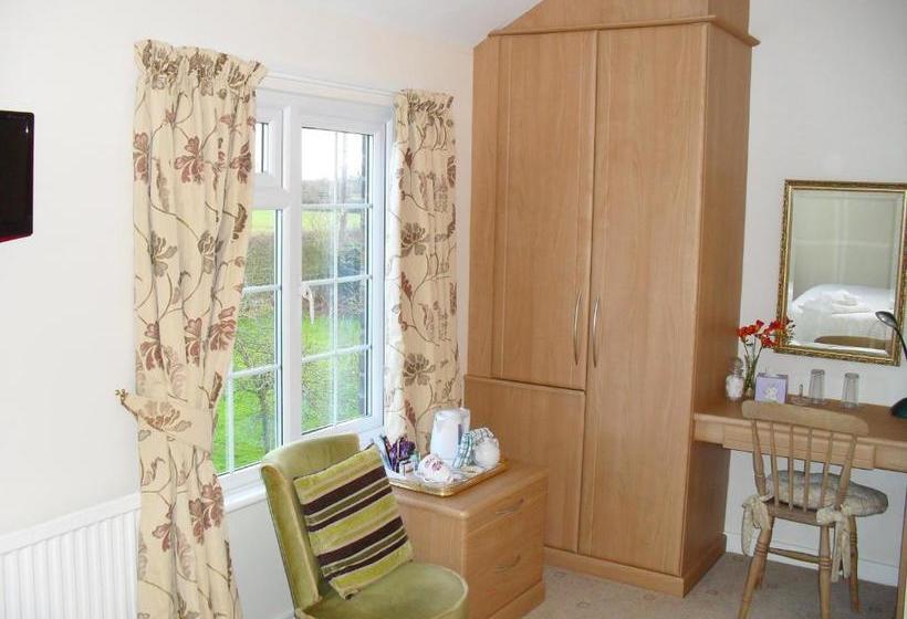 Fernlea Cottage Bed And Breakfast